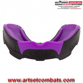 PROTEGE-DENTS VENUM PREDATOR NOIR/VIOLET