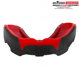 PROTEGE-DENTS VENUM PREDATOR ROUGE/NOIR à 21,98 €