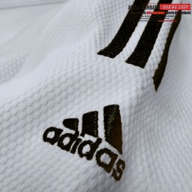 Nouveau Kimono Millenium J990 avec bandes couleur Adidas